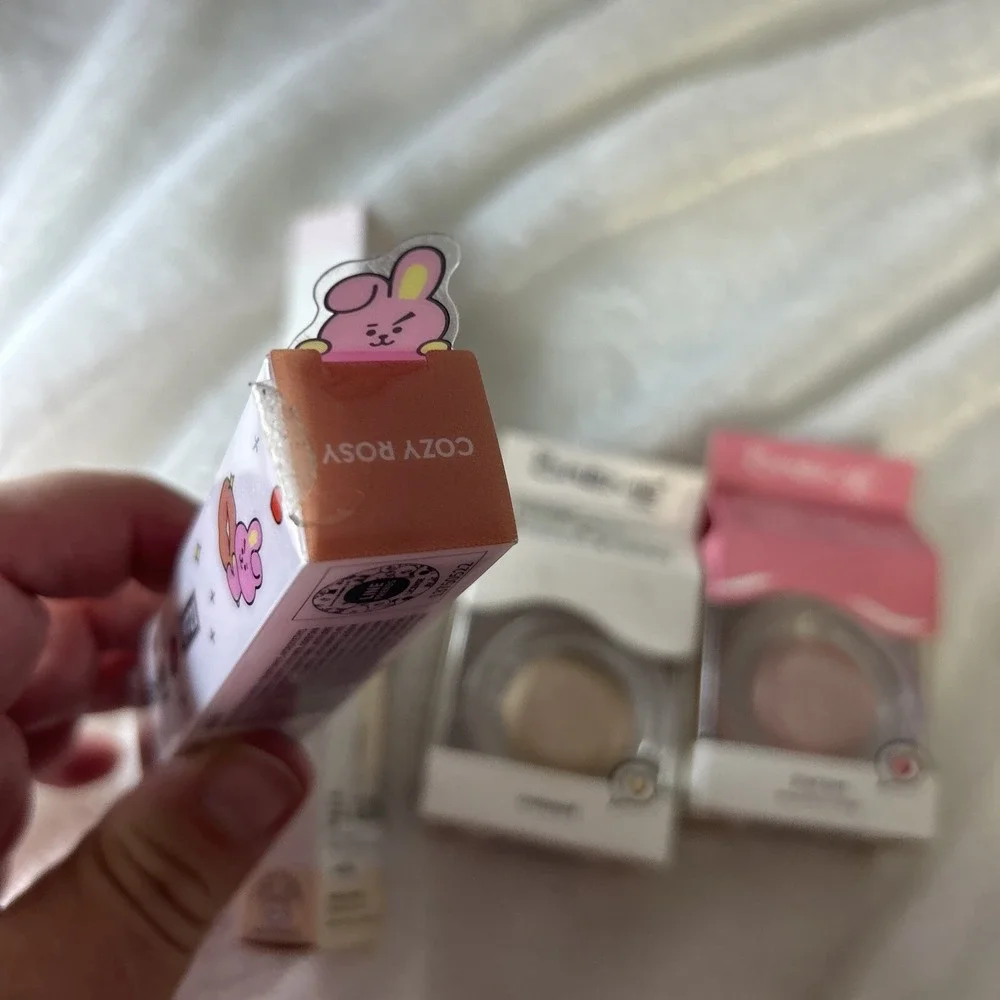 The Crème Shop Make Up Bundle. Eyeshadow,‎ Lip Tint, Eyeliner. Free shipping.